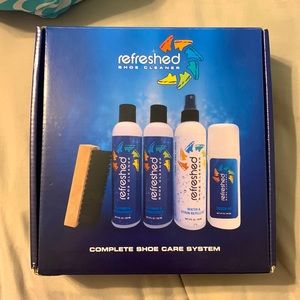 REFRESHED shoe cleaner kit